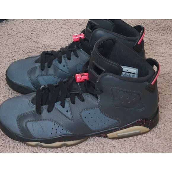 Nike Air Jordan 6 VI Retro Black Anthracite Hyper Pink 6.5Y W/ Box - Picture 2 of 9